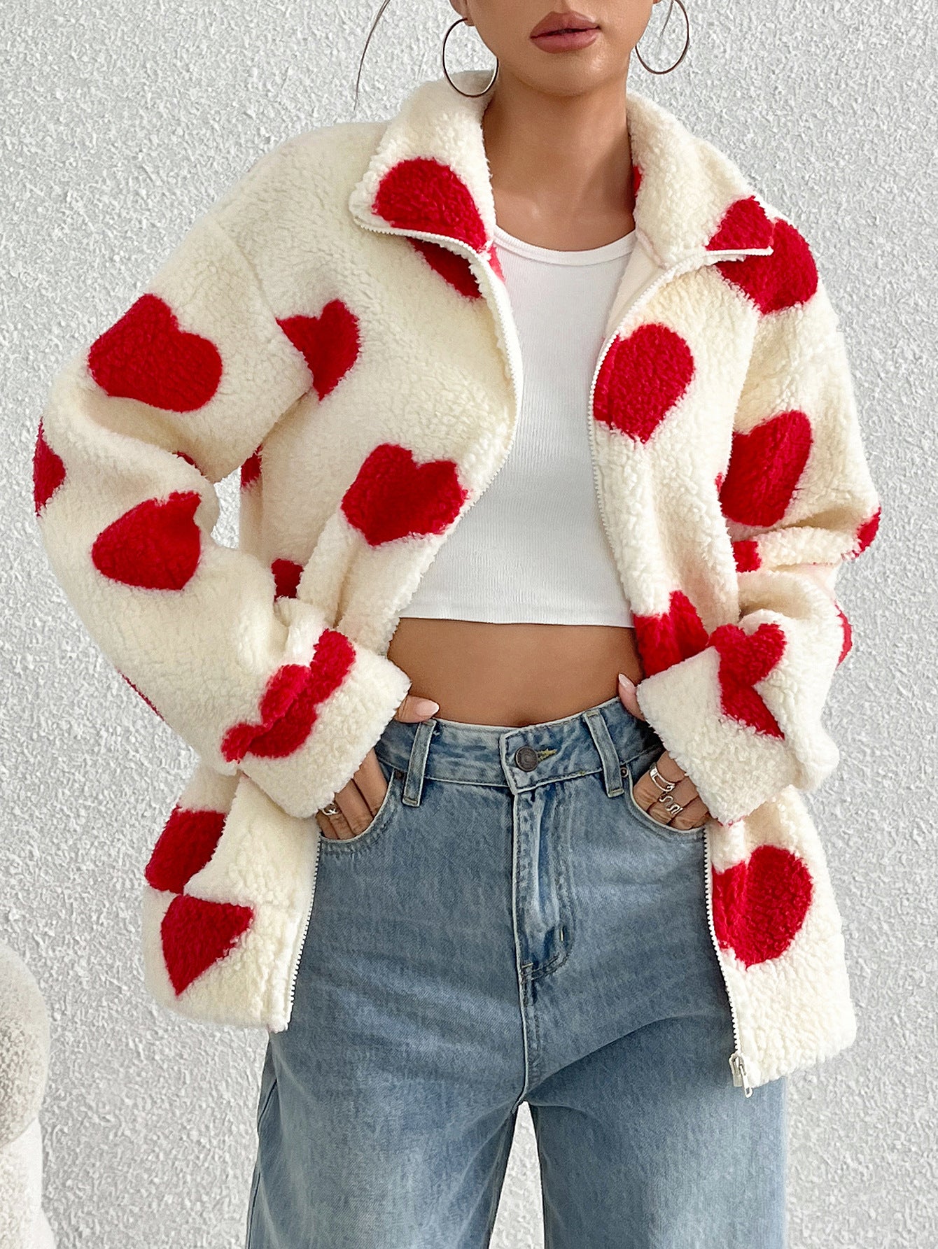 Women’s Winter Heart Pattern Sherpa Fleece Jacket – White with Red Hearts Zip-Up Warm Coat – Cozy Casual Loose Outerwear