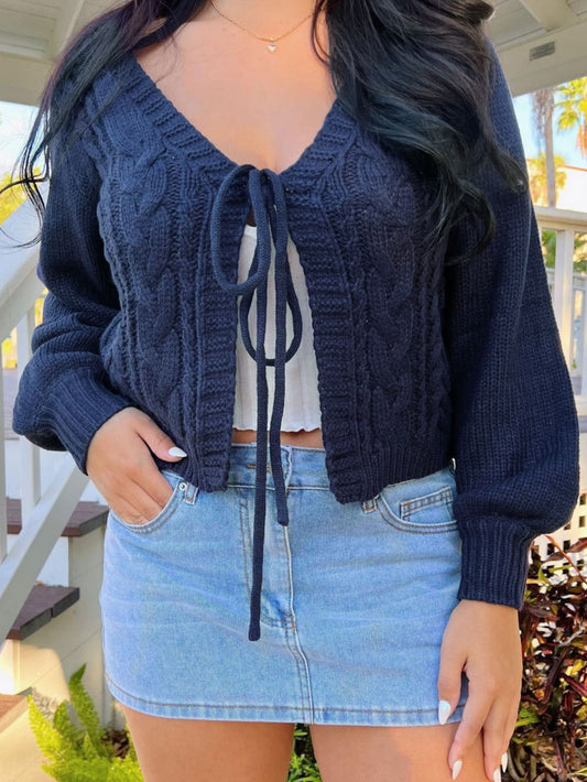 Solid color V-neck cable knit cardigan women's short lace-up lantern sleeves sweet and cool retro sweater jacket